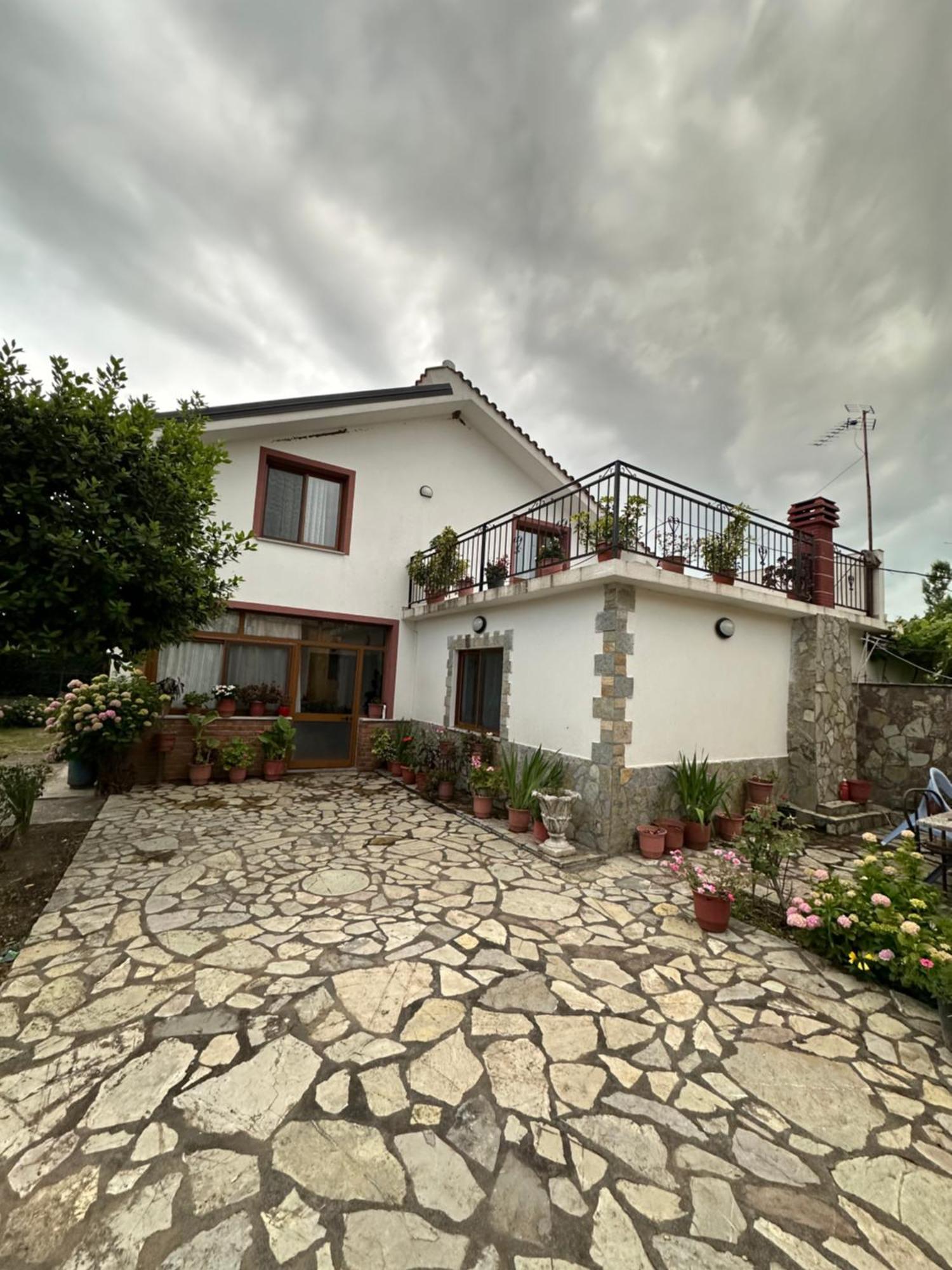Villa Zefi Rrenc Papaj Exterior foto